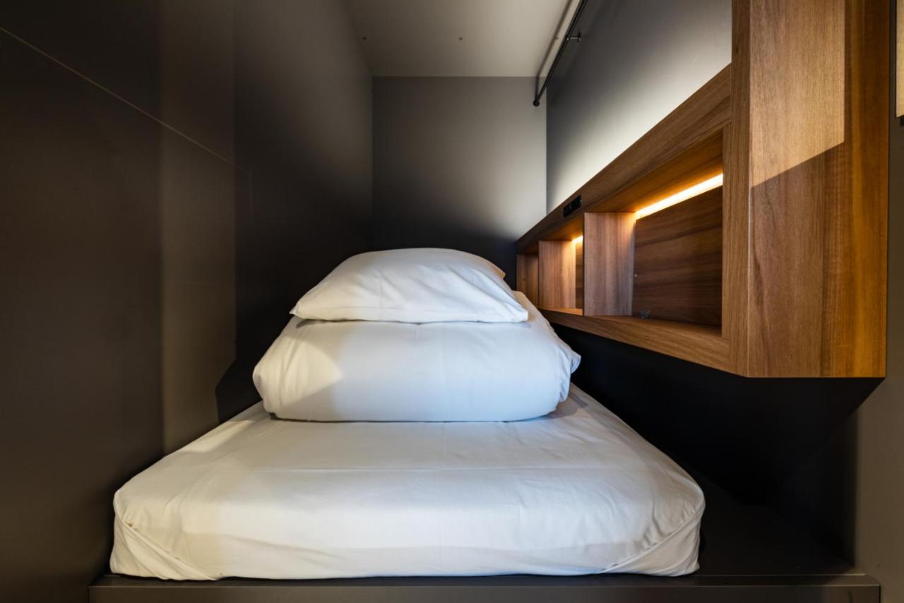 Unplan Fukuoka Hostel Фукуока Екстериор снимка